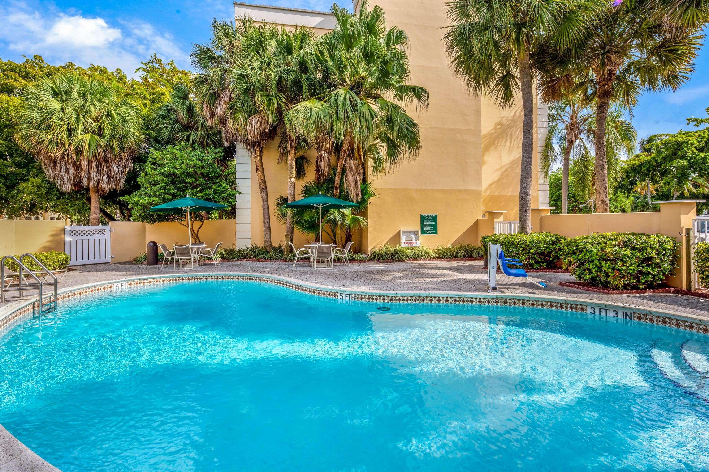 La Quinta By Wyndham Miami Lakes Exterior foto